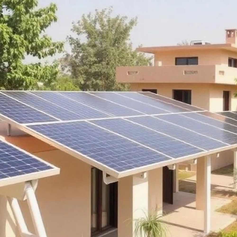 PM सूर्य घर मुफ्त-बिजली योजना में 25 लाख कनेक्शन हुए:इसमें घरों को 300-300 यूनिट फ्री इलेक्ट्रिसिटी, जानें क्या है ये स्कीम