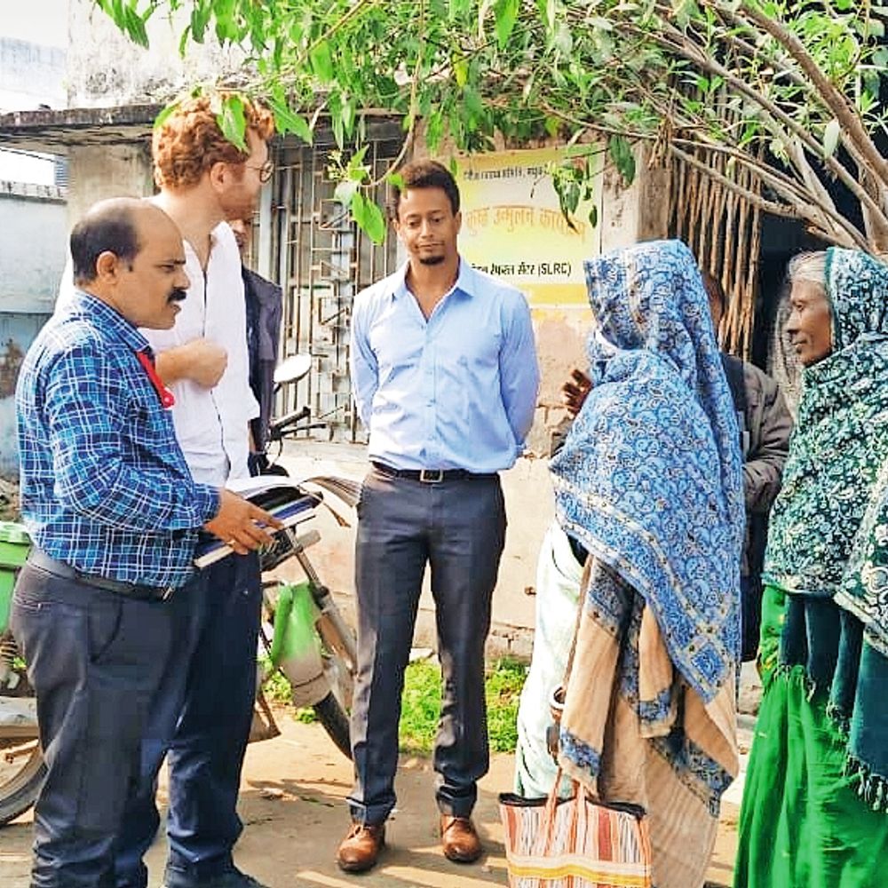 टीम ने जिले में कुष्ठ रोग उन्मूलन कार्यक्रम की समीक्षा की, स्थिति पर संतोष जताया गया