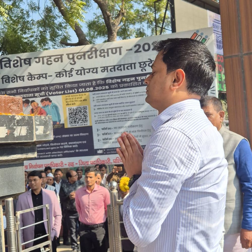 बाबा साहेब ने हमें सामाजिक न्याय और समानता का मार्ग दिखाया है : डीएम