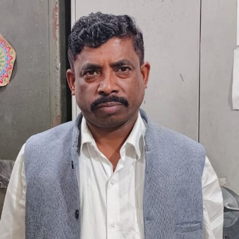 युवक ने छल से शादी की; अब भरण-पोषण नहीं दे रहा युवती ने मासूम संग डीएम से मांगी आत्मदाह की अनुमति