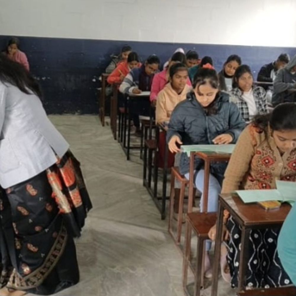 स्कॉलरशिप परीक्षा में पास छात्रों का ही होगा नामांकन