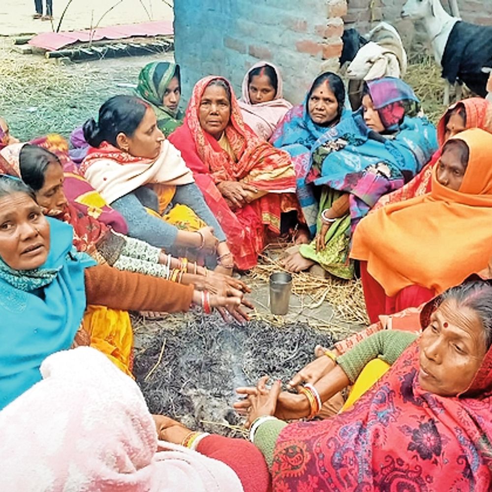 वृद्ध महिला की चाकू मार कर हत्या, जेवर छीने