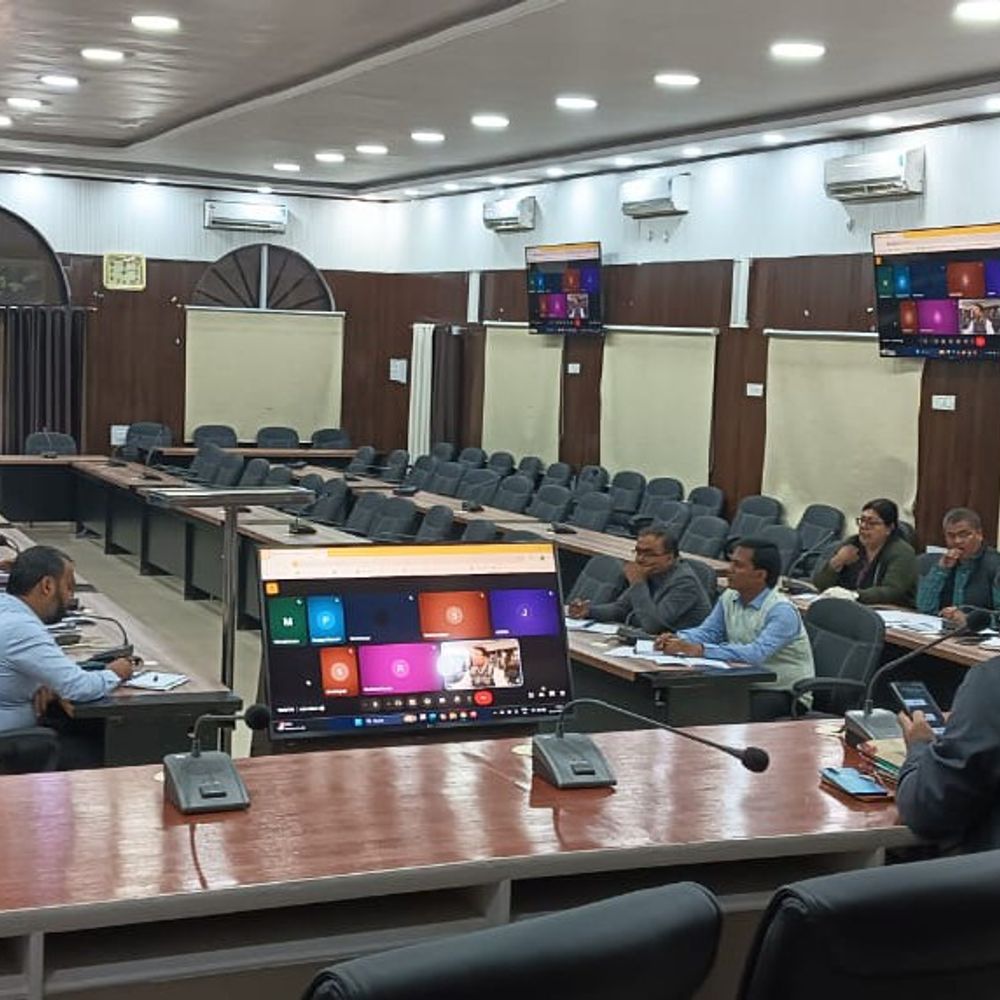 बांका DM ने नेशनल हाईवे प्रोजेक्ट्स पर की मीटिंग:भूमि अधिग्रहण काम में तेजी लाने के दिए निर्देश, परियोजनाओं में अनावश्यक देरी मंजूर नहीं