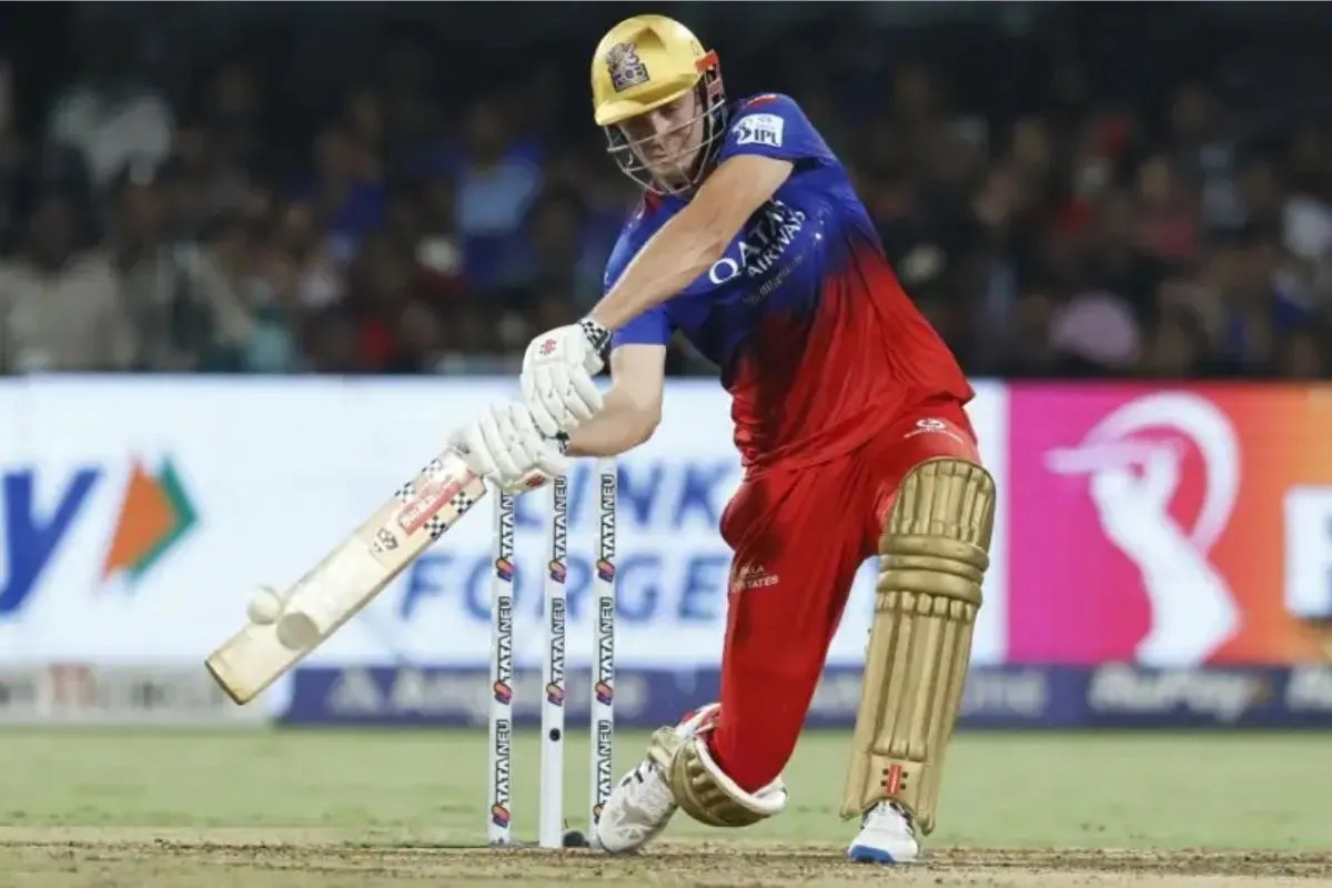 IPL 2026 Auction: कैमरून ग्रीन ने रचा इतिहास बने IPL मिनी ऑक्शन के सबसे महंगे खिलाड़ी, लेकिन मिलेंगे सिर्फ 18 करोड़