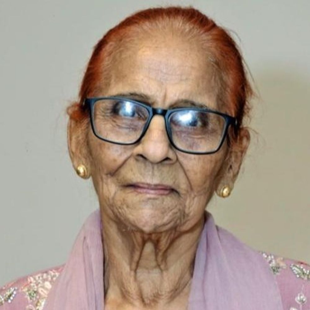 कारोबारी गुरुचरण सिंह होरा की माता का निधन:अंतिम यात्रा कल, रायपुर के देवेन्द्र नगर मुक्तिधाम में होगा अंतिम संस्कार