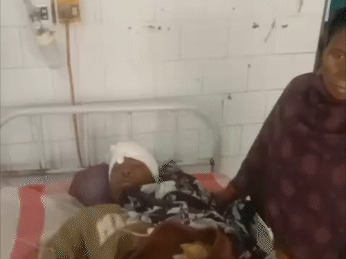 भागलपुर में कोहरे के कारण हादसा, 3 छात्र घायल:एक ही बाइक से तीनों ट्यूशन पढ़ने जा रहे थे, 2 की हालत गंभीर; कोहरे के चलते हुआ हादसा