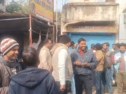 जामताड़ा में थाना प्रभारी समेत 5 पुलिसकर्मी निलंबित:मिहिजाम चोरी कांड में रात्रि गश्ती दल पर गाज, अपराध रोकने में विफल रहे थाना प्रभारी