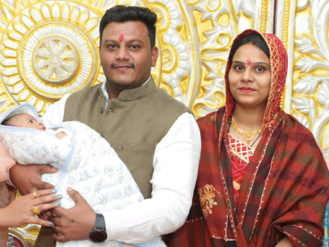 कर्नाटक के राज्यपाल के पोते पर दहेज प्रताड़ना का आरोप:बहू बोली- 50 लाख मांगे, छत से धक्का दिया, बेटी भी छीनी; रतलाम एसपी से शिकायत