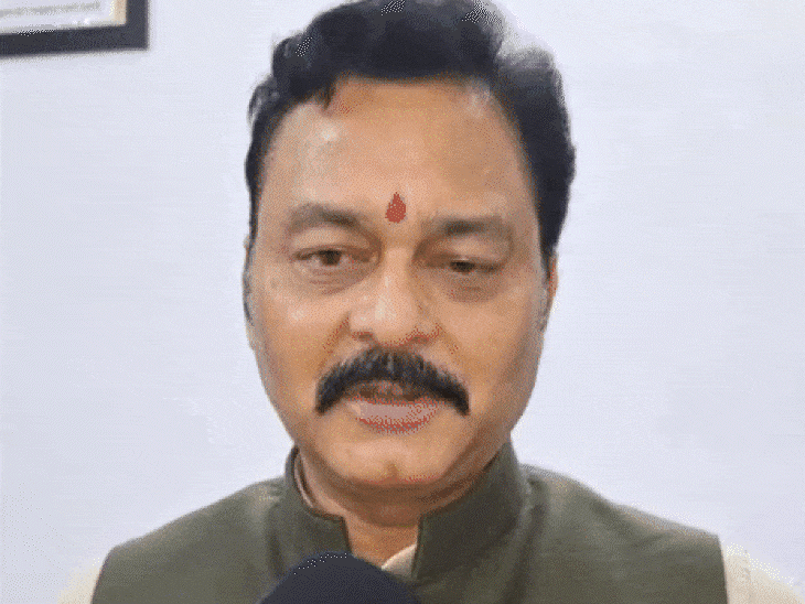 संजय पाठक से जुड़ी कंपनियों को ₹443 करोड़ के नोटिस:विधानसभा में आया जवाब: जबलपुर कलेक्टर ने 15 दिन का टाइम दिया