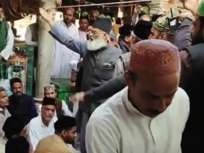 अजमेर दरगाह में खादिम के लिए लाइसेंस जरूरी,विवाद बढ़ा:अंजुमन सचिव ने तुगलकी फरमान बताया; दरगाह नाजिम बोले- केंद्र सरकार और कोर्ट के आदेश पर प्रक्रिया शुरू