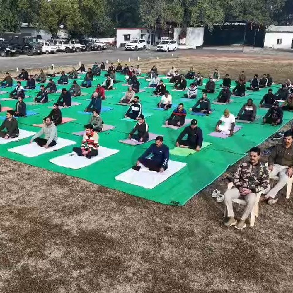 शाजापुर में विश्व ध्यान दिवस पर लगा हार्टफुलनेस प्रैक्टिस कैंप:ट्रेनर बोलीं-नियमित ध्यान अभ्यास से मानसिक तनाव कम होता है, एकाग्रता बढ़ती है