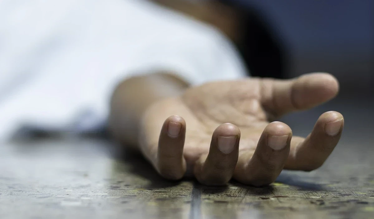 Uttar Pradesh के पीलीभीत के नारायणपुर गांव में गोली लगने से एक अध्यापक की मौत