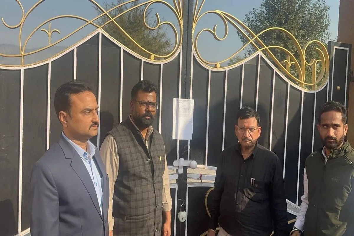 सिलीसेढ़ स्थित होटल देसी ठाठ फिर हुआ सील, अलवर UIT की कार्रवाई