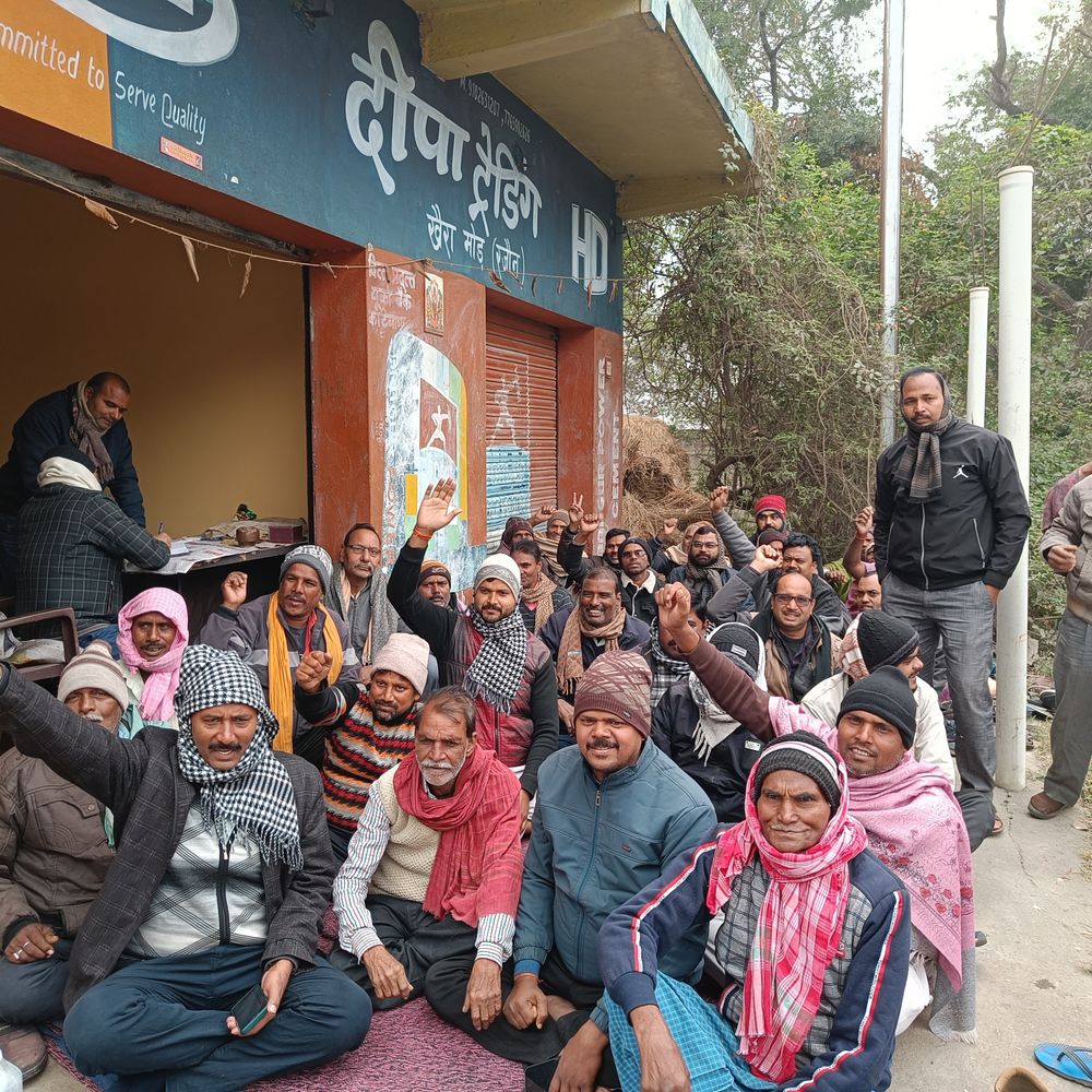 बांका में फैक्ट्री के लिए उपजाऊ जमीन अधिग्रहण का आरोप:350 एकड़ दोफसली जमीन के सर्वे पर किसानों का विरोध, आंदोलन की चेतावनी