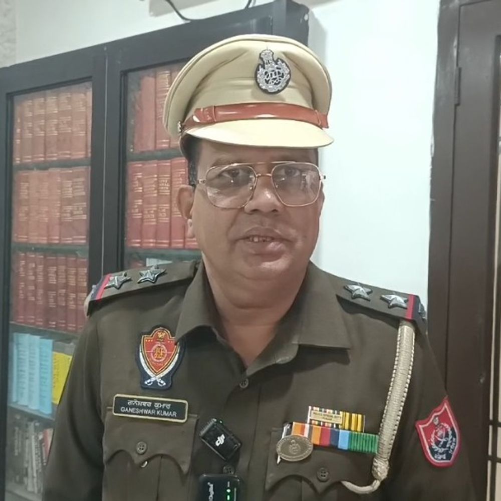 मानसा में बैंक मैनेजर से मांगी 25 लाख की रंगदारी:आरोपी गिरफ्तार; खुद को गैंगस्टर बता हथियार खरीदने को मांगे रुपए