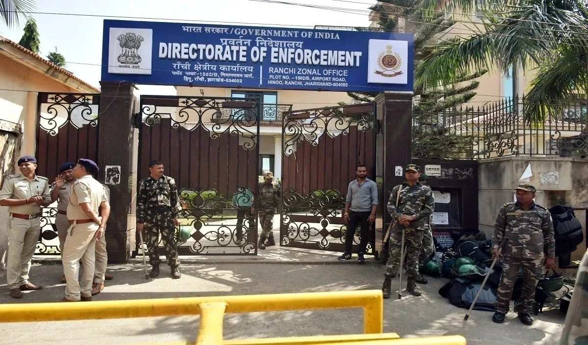 Chhattisgarh: भारतमाला परियोजना भूमि अधिग्रहण मामले में ईडी की छापेमारी