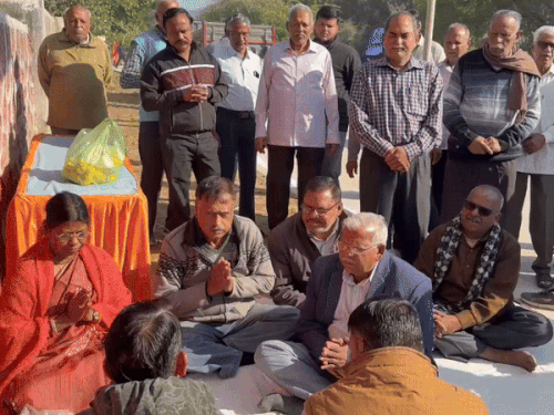 अजमेर में 4 करोड़ की लागत से नाला निर्माण शुरू:विधायक भदेल बोलीं-जमीन-जायदाद यही रहेंगी, जल संरचनाओं को तो बख्श दें अतिक्रमी