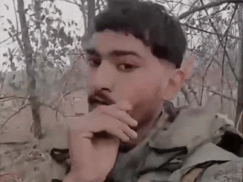 हरियाणवी युवक रूस-यूक्रेन युद्ध में फंसा,VIDEO:स्टडी वीजा पर गया, 52 लाख का लालच दे एजेंट ने वर्दी पहनाई; डेढ़ माह से संपर्क नहीं