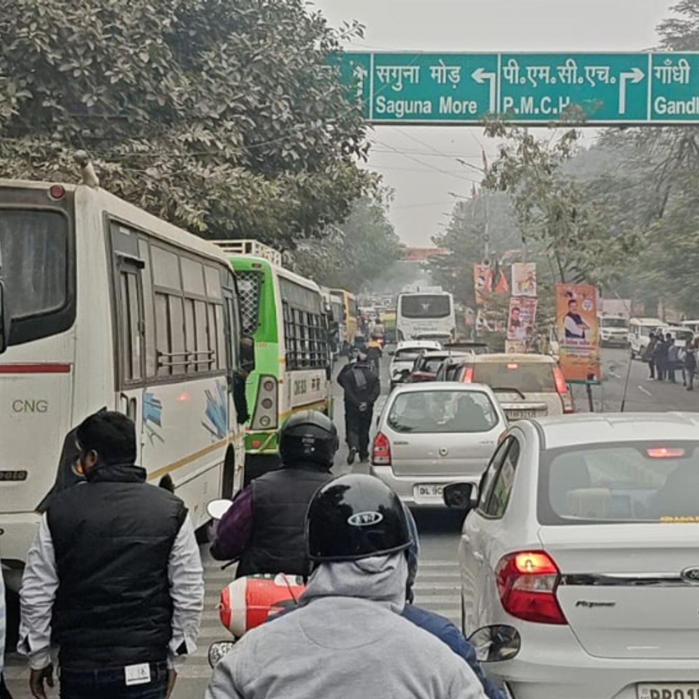 सरस मेला में आने वाली भीड़ को लेकर रूट डायवर्ट:27 और 28 दिसंबर को शहर में बदली रहेगी ट्रैफिक व्यवस्था, ऑटो-ई रिक्शा प्रतिबंधित