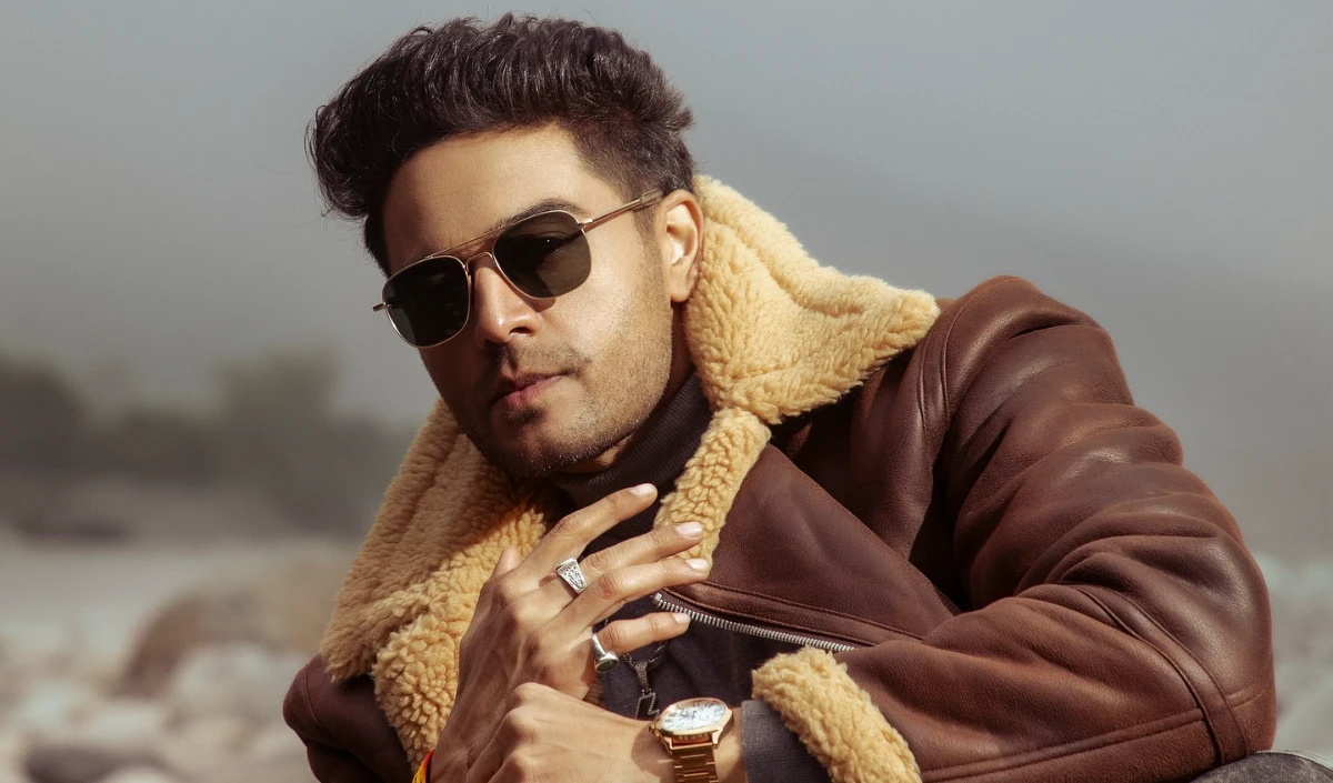 Bigg Boss 19: मीडिया के तीखे सवालों से घिरे Gaurav Khanna, ‘फॉक्स’ कहे जाने पर भड़का गुस्सा, घर में मचा घमासान