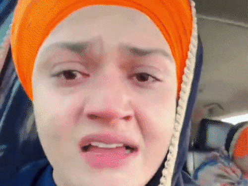 पंजाब की महिला सिख प्रचारक के विरोध का मामला गर्माया:निहंग बोले- धमकी नहीं दी, बेटी कहा; दलेर ने कहा था- आए दिन नंगी फोटो डालते हो