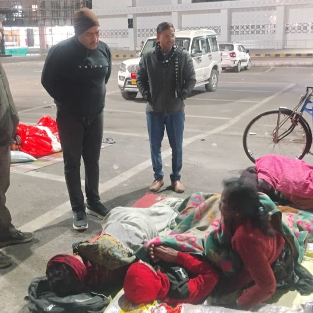 छिंदवाड़ा में ठिठुरन बढ़ी, न्यूनतम तापमान 9.8 डिग्री पर आया:कोहरे को लेकर येलो अलर्ट, पहाड़ी इलाकों में विजिबिलिटी होगी कम