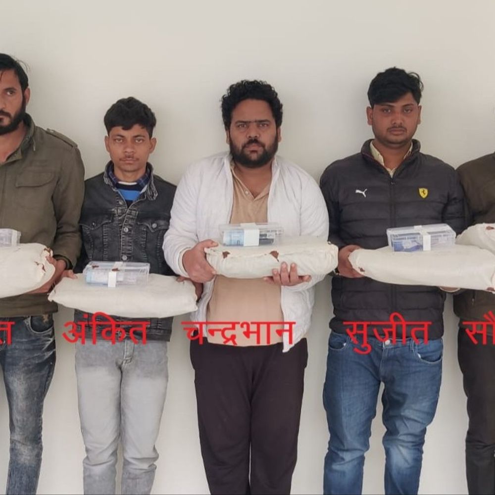 फर्जी आयुष्मान कार्ड गिरोह का भंडाफोड़:एसटीएफ ने मास्टरमाइंड समेत 7 को दबोचा, 2000 से ज्यादा अपात्रों का कराया गया था मुफ्त इलाज