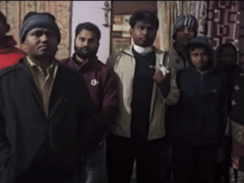 लुधियाना के मुल्लापुर दाखा में चाइना डोर का कहर:स्कूटर सवार युवक की कटी गर्दन ,गले में 12 और अंगूठे पर 2 टांके आए