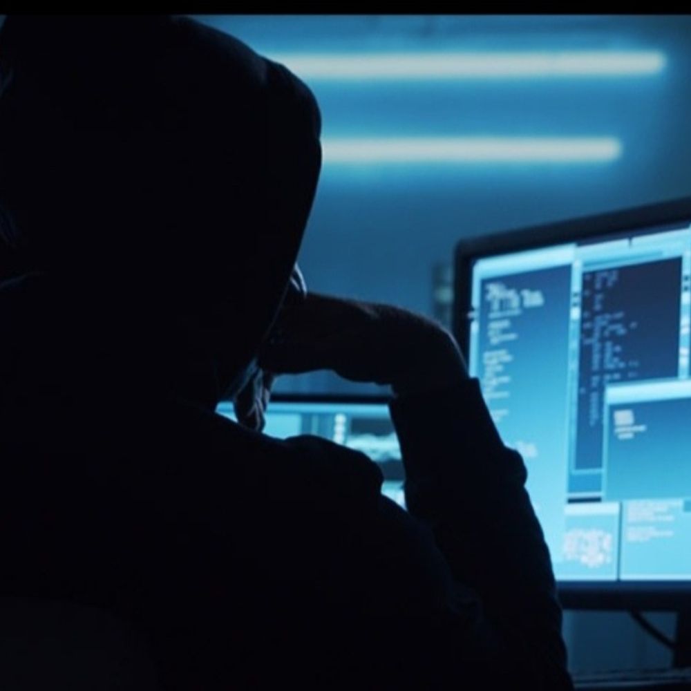 न्यूड वीडियो की धमकी देकर डॉक्टर से 2.90 लाख ठगे:पुलिस अधिकारी बनकर कॉल किया, कई बार में ट्रांसफर कराई रकम