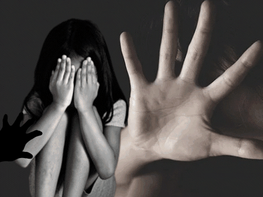 लखनऊ में लिफ्ट देने के बहाने नाबालिक से छेड़छाड़:शादी से लौट रहा था पड़ोसी, घर छोड़ने के बहाने गाड़ी पर बैठाया; प्राइवेट पार्ट में लगाया हाथ