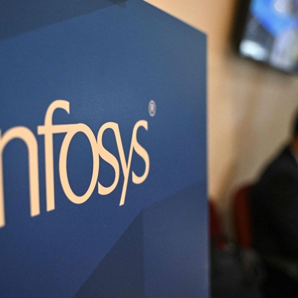 इंफोसिस फ्रेशर्स को ₹21 लाख तक का पैकेज देगी:2025 बैच के लिए ऑफ-कैंपस हायरिंग; स्पेशलिस्ट प्रोग्रामर-इंजीनियर के लिए 4 स्लैब में बंटी सैलरी