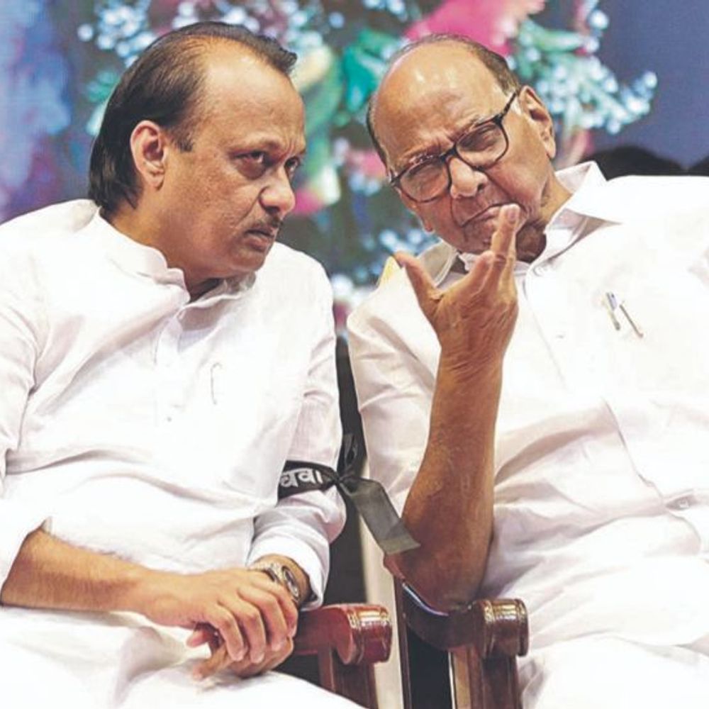 महाराष्ट्र निगम चुनाव में अजित-शरद पवार का गठबंधन:अजित पवार बोले- परिवार फिर एकजुट हुआ; ढाई साल पहले NCP तोड़कर NDA सरकार में शामिल हुए थे