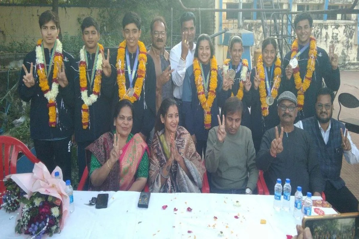 साउथ अफ्रीका में नीमच के तैराकों का दमदार प्रदर्शन