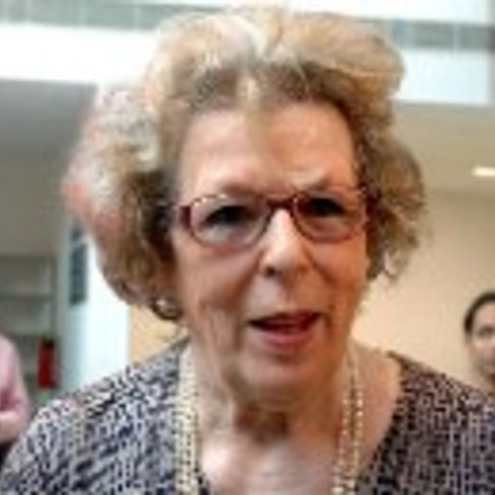 रतन टाटा की सौतेली मां सिमोन टाटा का निधन:स्विट्जरलैंड में जन्मीं, 1953 में भारत घूमने आईं, नवल टाटा से शादी की; लेक्मे को ब्रांड बनाया