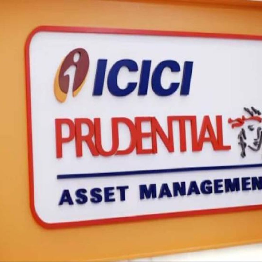 ICICI प्रूडेंशियल AMC का शेयर 20% ऊपर ₹2,600 पर लिस्ट:प्राइस बैंड 2,061 से 2,165 रुपए था; मार्केट वैल्यू बढ़कर ₹1.3 लाख करोड़ हुई