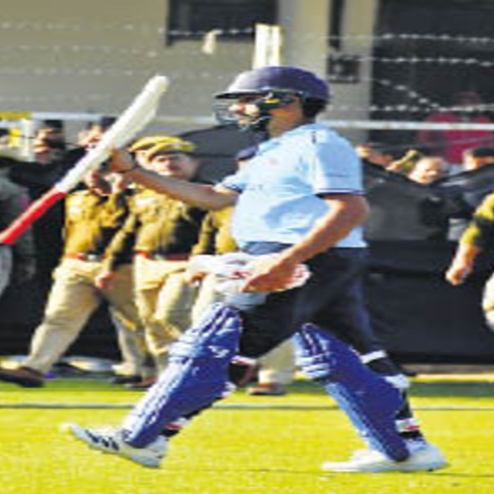 SMS स्टेडियम में IPL जैसा नजारा:उम्मीद 3000 तक की, स्टेडियम पहुंच गए लगभग 20 हजार क्रिकेटप्रेमी