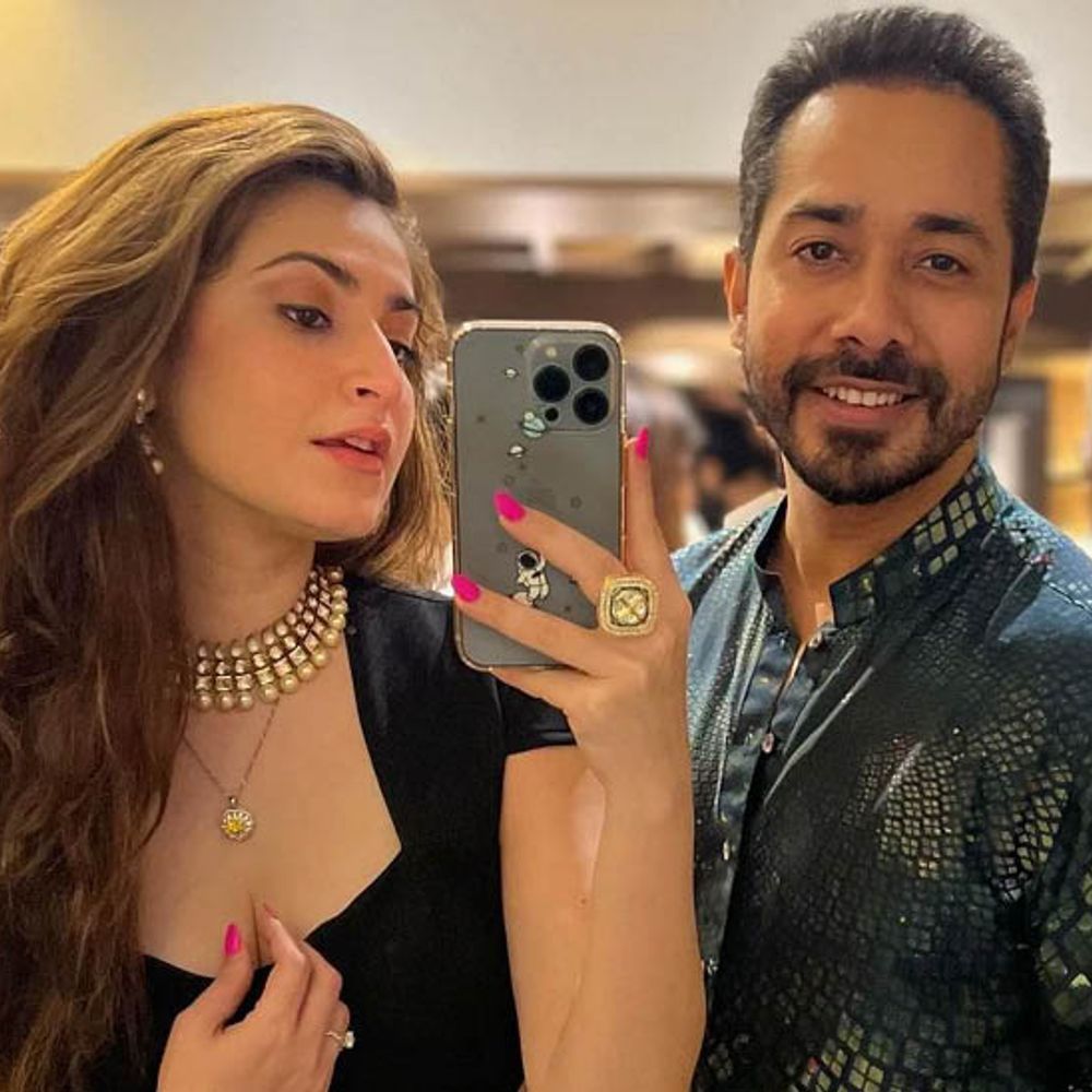 शिवालिका ओबेरॉय–अभिषेक पाठक बनने वाले हैं पेरेंट्स:सोशल मीडिया पर प्रेग्नेंसी की घोषणा की, कपल की शादी 2023 में हुई थी