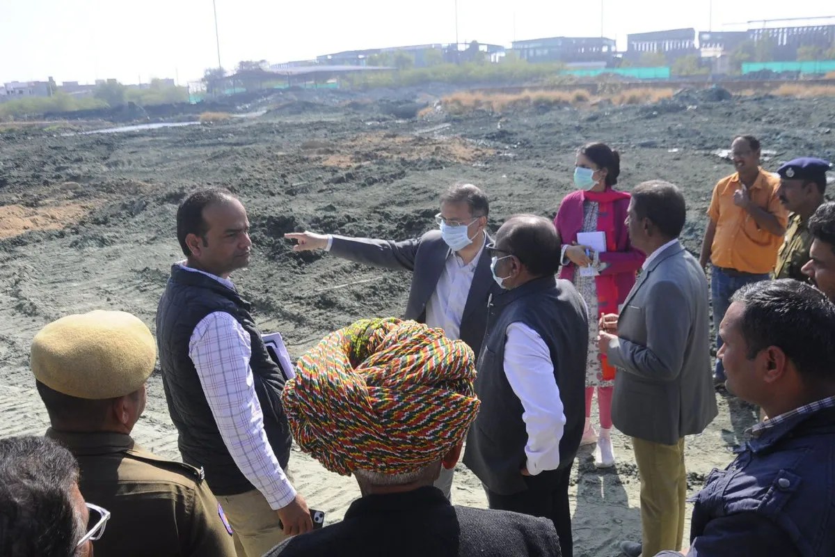 पाली में बांडी नदी-औद्योगिक क्षेत्र देखकर नाराज हुए रिटायर्ड जज, बोले- ऐसी स्थिति में कैसे चल सकती है इंडस्ट्री?