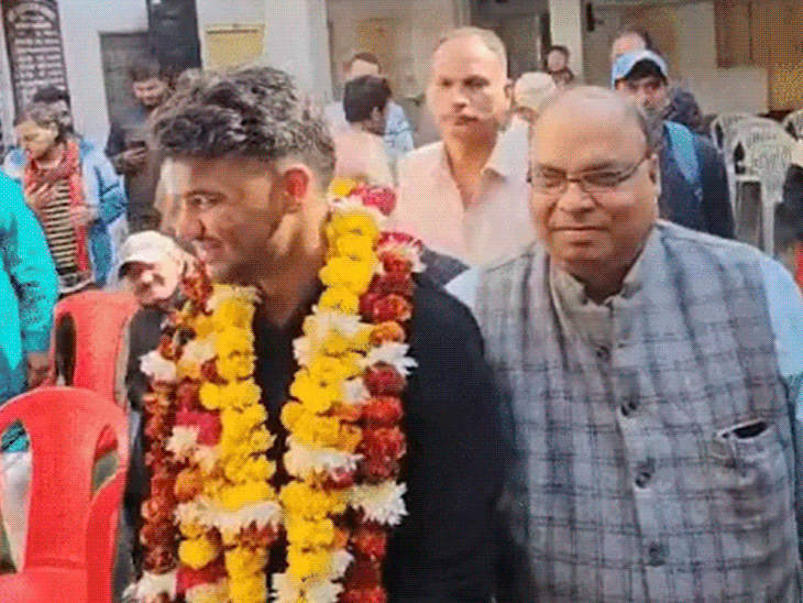 IPL 2026 मिनी ऑक्शन में संघर्ष से सफलता तक:रैन बसेरा में रातें,फटे जूते और किराए का कमरा: IPL तक पहुंचे 5 खिलाड़ियों की कहानी