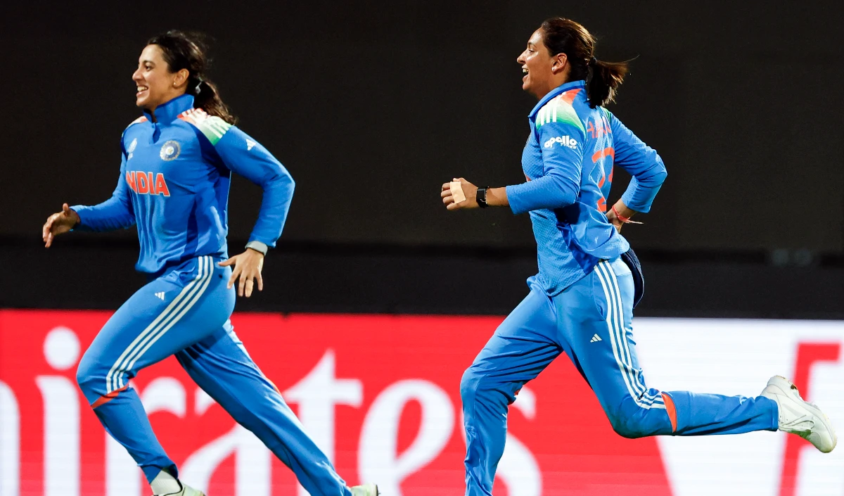 Women International Cricket में 10 हजार रन पूरे करने वाली दूसरी भारतीय बल्लेबाज बनीं Smriti Mandhana