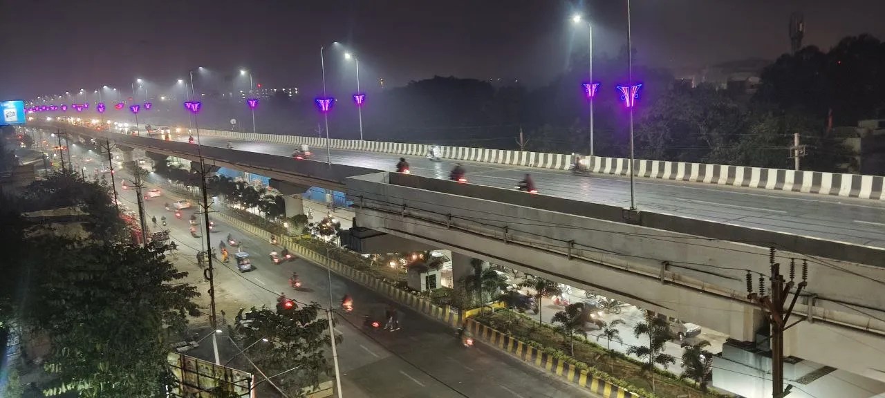 सर्दी के सितम के बीच ‘पहेली’ बना कोहरा … कभी घनघोर छाता है, कभी गायब हो जाता है