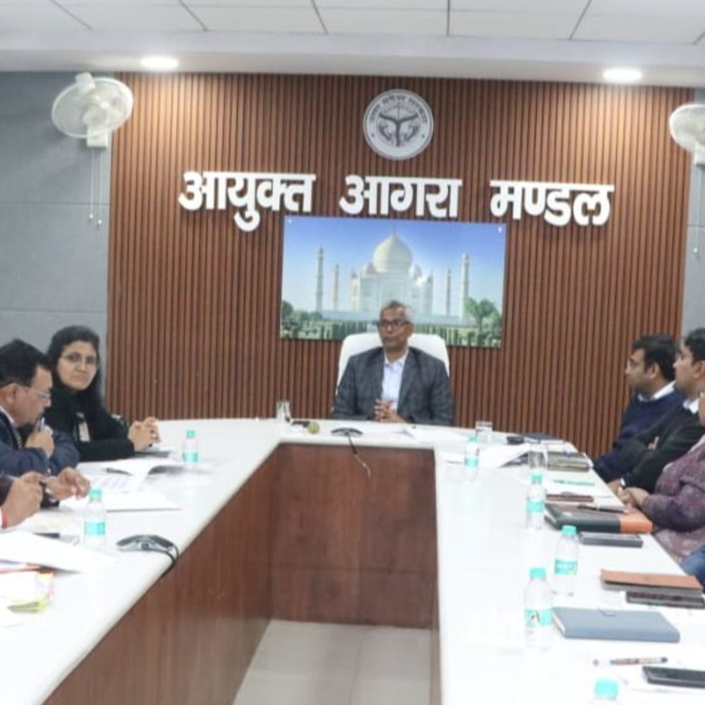 ताज महोत्सव पर खर्च होंगे 5.71 करोड़:महोत्सव की थीम चुनें,जीतें 10 हजार रुपए का पुरस्कार,महोत्सव की तैयारी शुरू