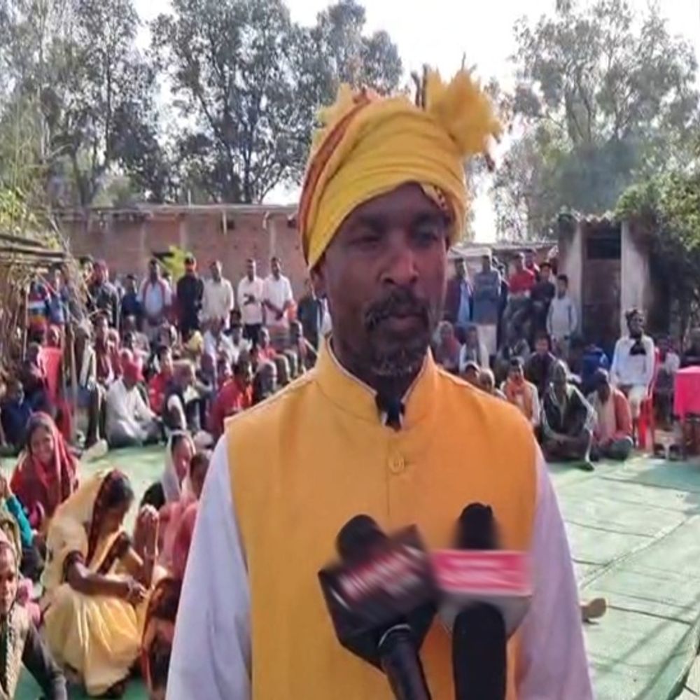 छत्तीसगढ़ में पेसा एक्ट व ग्रामसभा की अनदेखी का आरोप:सरगुजा के परसोढ़ी में स्वशासन दिवस पर जनसभा, खदानों के विस्तार का किया विरोध