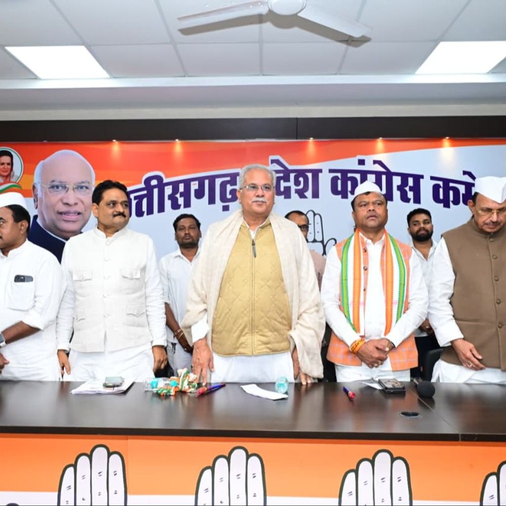 राजीव भवन में कांग्रेस का 141वां स्थापना दिवस:भूपेश बघेल ने कहा- स्वतंत्रता आंदोलन में कांग्रेस थी भारत के जनमानस की आवाज