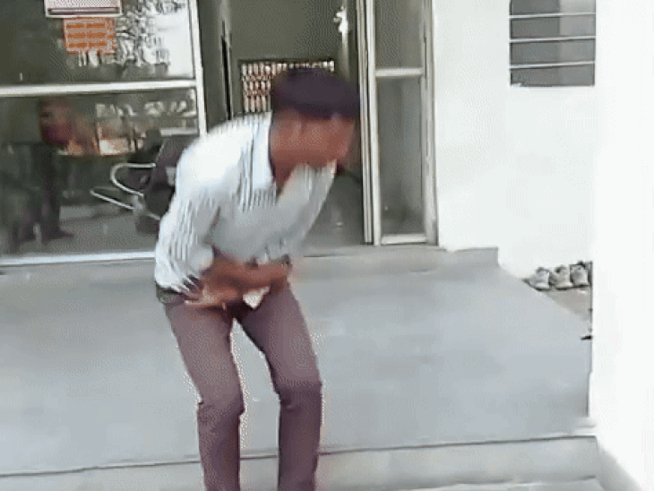 अवैध कोडीन की 397 शीशियां जब्त, आरोपी गिरफ्तार:सप्लाई की फिराक में था आरोपी, बेकरिया थाना क्षेत्र का मामला