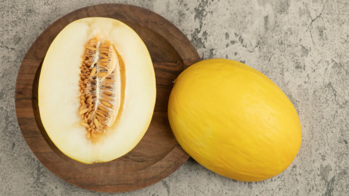 सर्दियों में भी मिलता है खरबूज, दुकानदार को बताएंगे ये नाम तभी मिलेगा, स्वाद में शहद सा मीठा निकलेगा