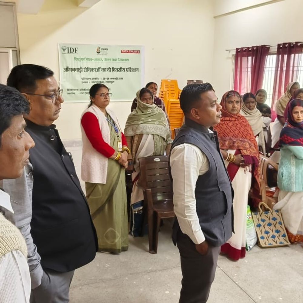 आम जनता को अपने कार्यों के लिए भटकना न पड़े-DM:घाटकुसुम्भा प्रखंड कार्यालय का किया निरीक्षण , बीडीओ सहित अधिकारियों को दिए निर्देश