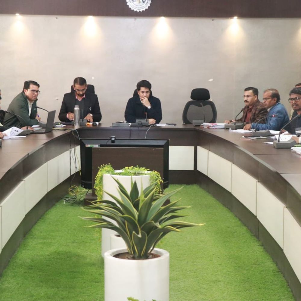 बालाघाट में किसानों को ई-टोकन से मिलेगा उर्वरक:फार्मर आईडी अनिवार्य; पराली मामले में कार्रवाई न होने पर अधिकारी पर एक्शन