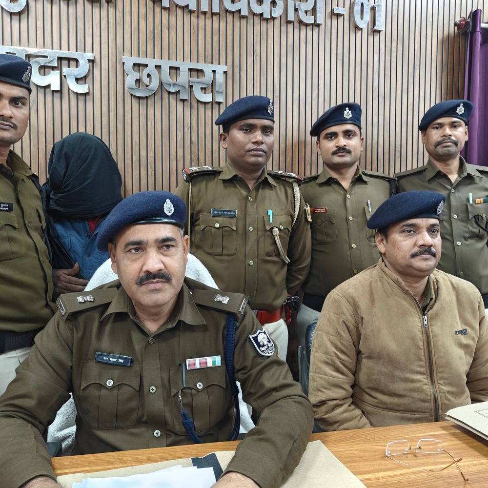 सारण में 15 लाख का गांजा जब्त:महिला सहित तीन तस्कर अरेस्ट , नेपाल-आरा से लाई गई खेप