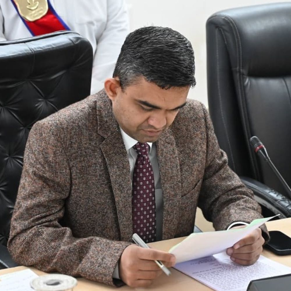 धार के स्कूलों में कल 8वीं क्लास तक की छुट्टी:8 जनवरी से सुबह 10 बजे के बाद ही लगेंगी कक्षाएं